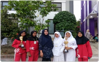 Anggota PMR SMK Negeri 1 Kedawung Juara III PK Wira dan Juara Harapan I Tandu Putri Wira
