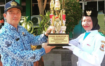 SMKN 1 Kedawung Juara Harapan II Lomba Tata Upacara Bendera